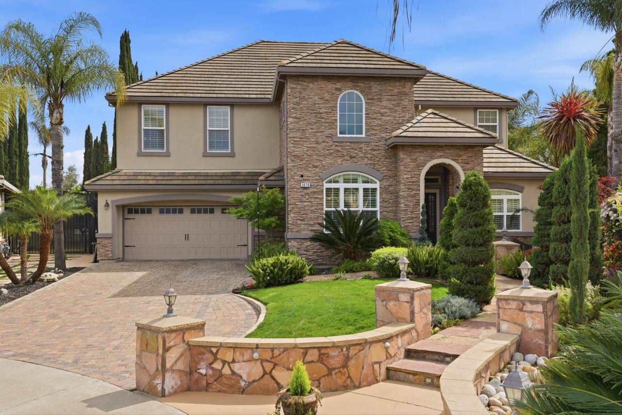 1476 Montauban Court - Photo 1