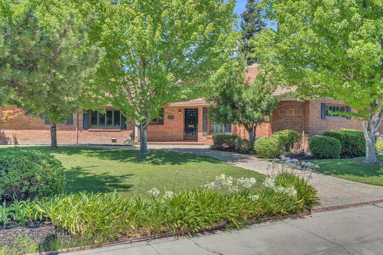 https://bt-photos.global.ssl.fastly.net/sacramento/1280_boomver_1_561063554-2.jpg