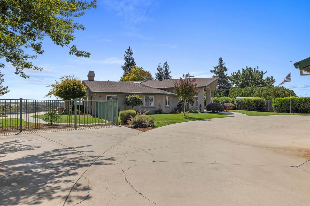 https://bt-photos.global.ssl.fastly.net/sacramento/1280_boomver_1_561063574-2.jpg