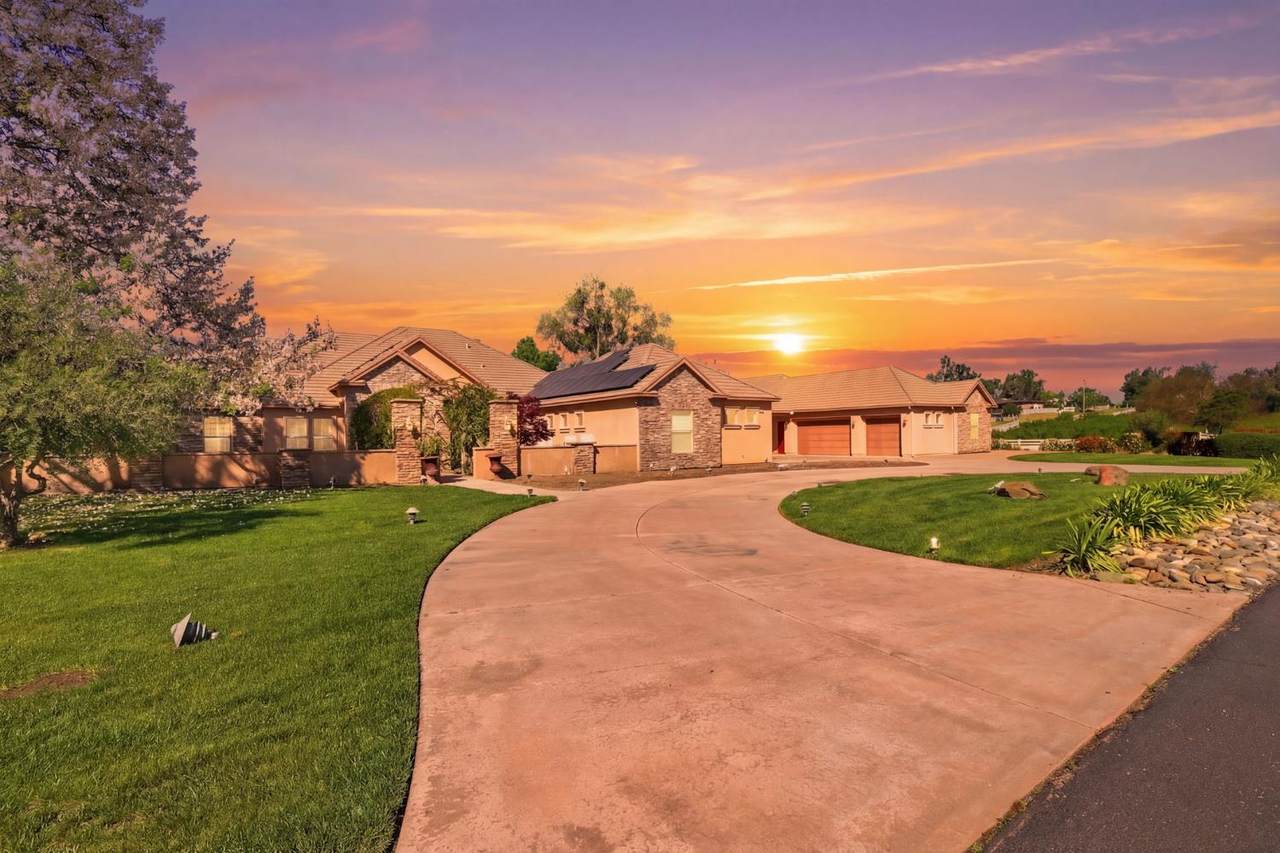 https://bt-photos.global.ssl.fastly.net/sacramento/1280_boomver_1_561063715-2.jpg