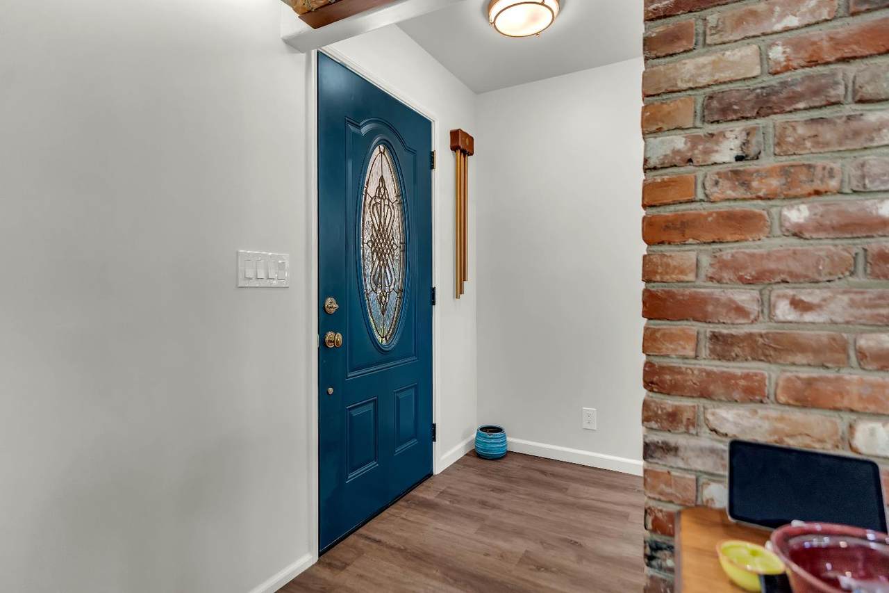 https://bt-photos.global.ssl.fastly.net/sacramento/1280_boomver_1_561063733-2.jpg