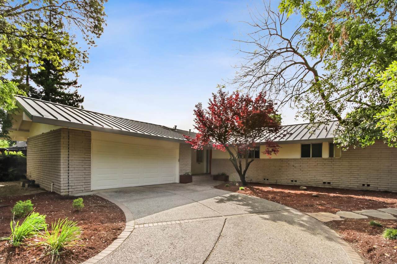 https://bt-photos.global.ssl.fastly.net/sacramento/1280_boomver_1_561064108-2.jpg