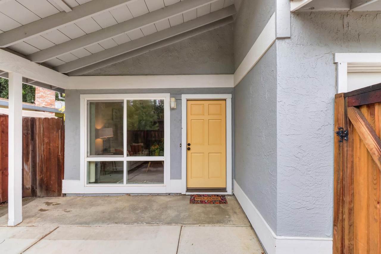 2317 8th Street - Photo 1