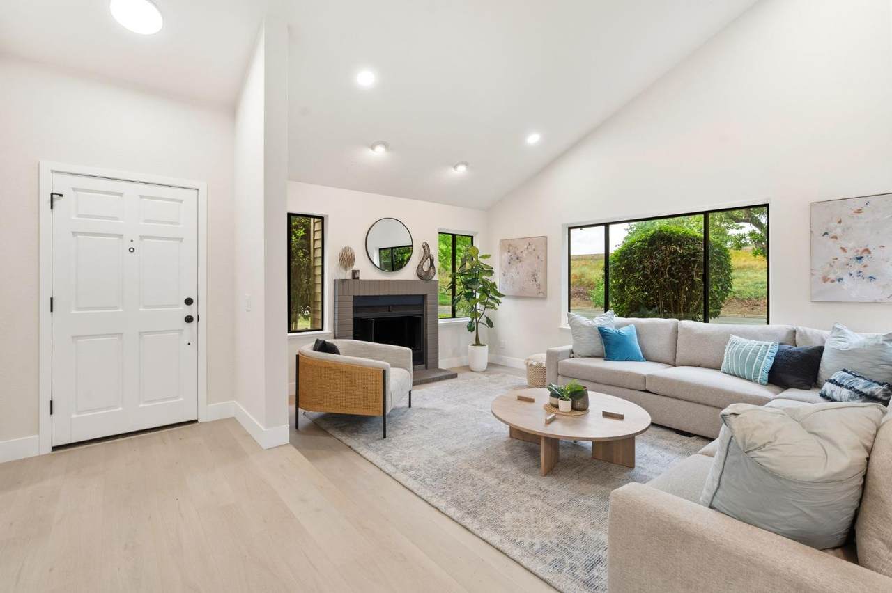 231 Portinao Circle - Photo 1