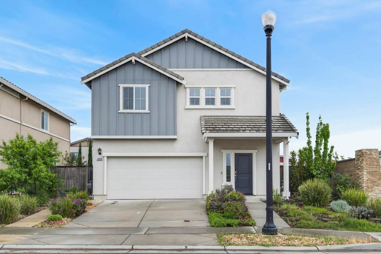 4089 Solaire Drive - Photo 1