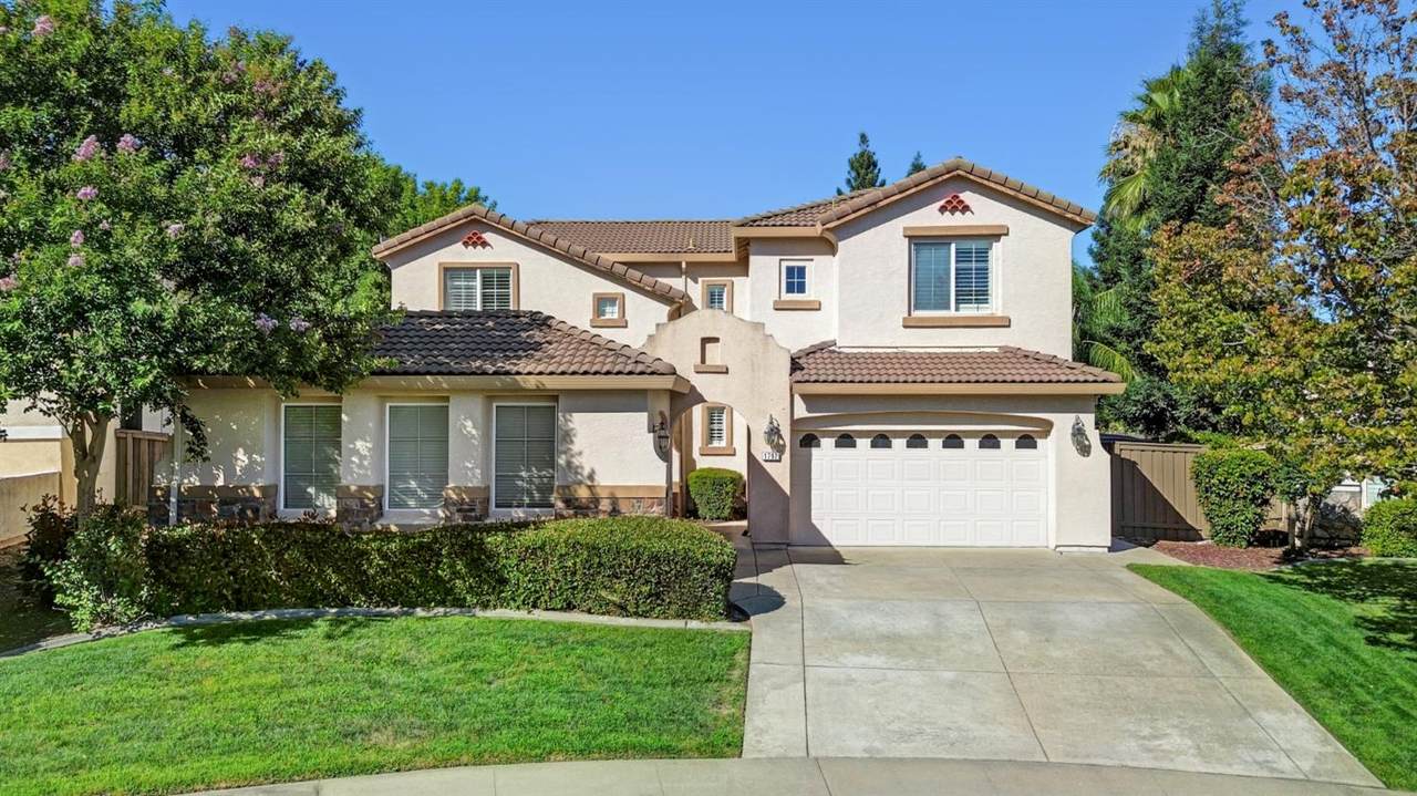 1792 San Esteban Circle - Photo 1