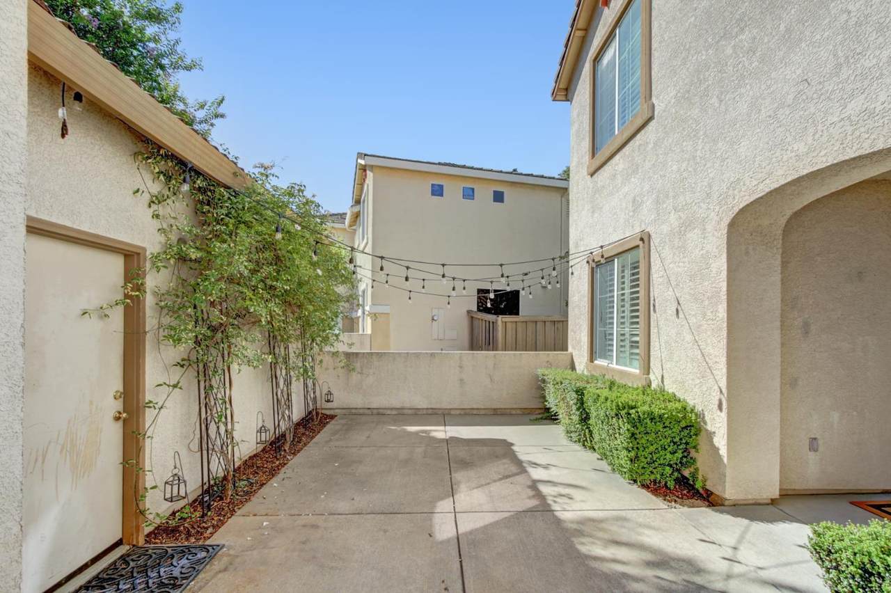 https://bt-photos.global.ssl.fastly.net/sacramento/1280_boomver_1_561065642-2.jpg