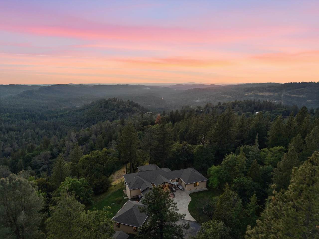 https://bt-photos.global.ssl.fastly.net/sacramento/1280_boomver_1_561067463-2.jpg