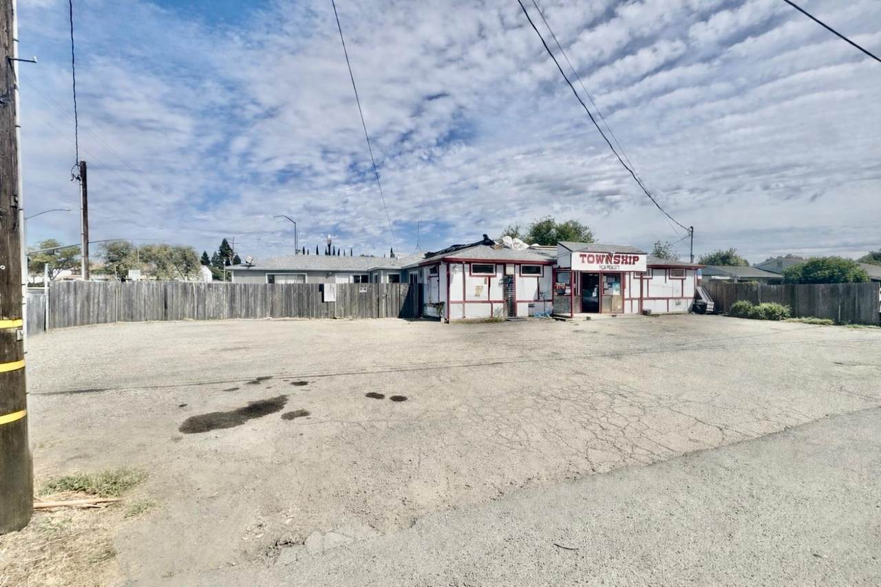 973 North Township Road - Photo 1