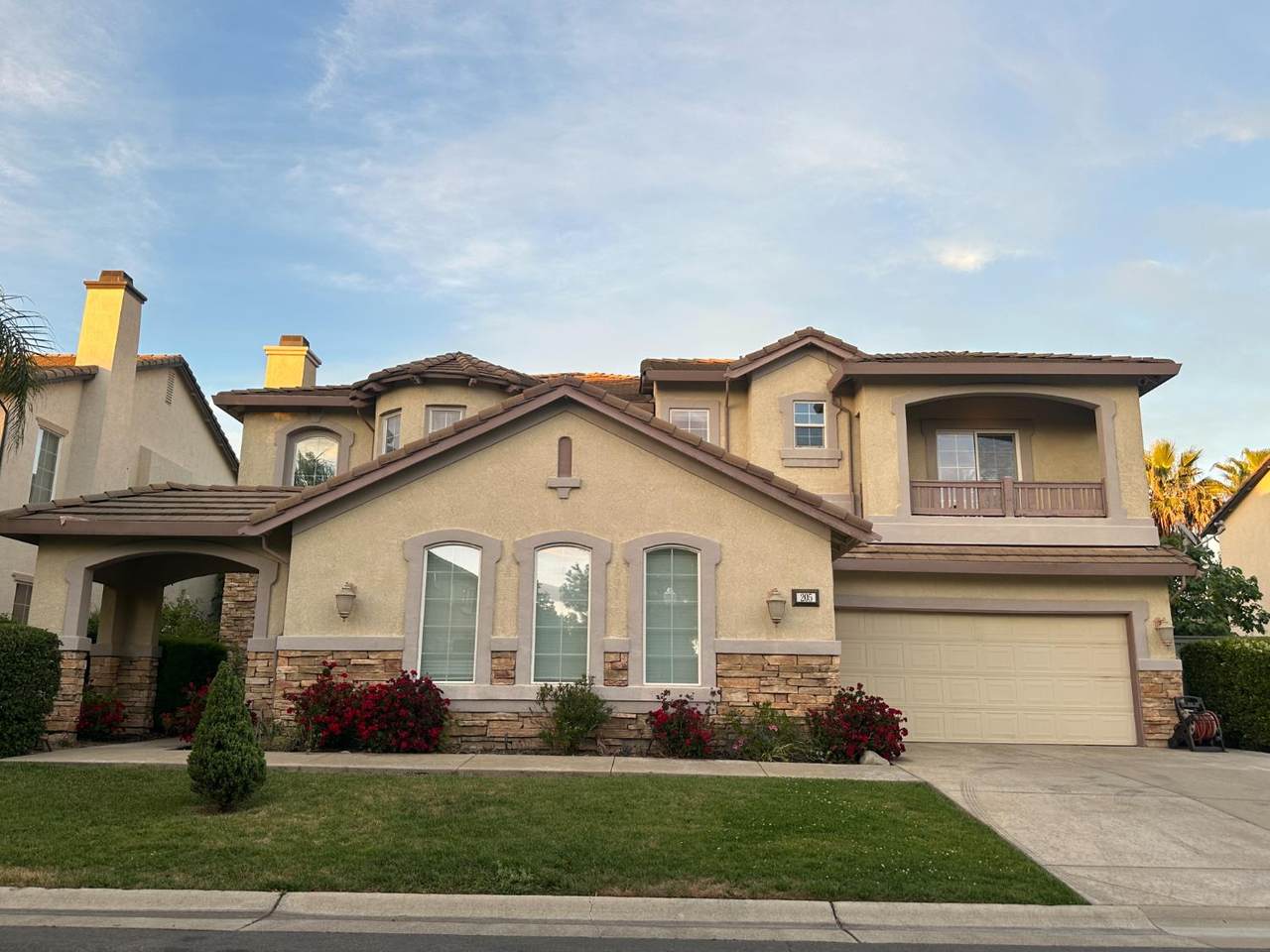 205 Hawkcrest Circle - Photo 1