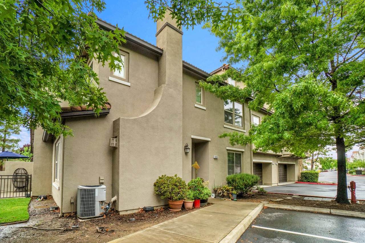 5301 Commerce Way - Photo 1