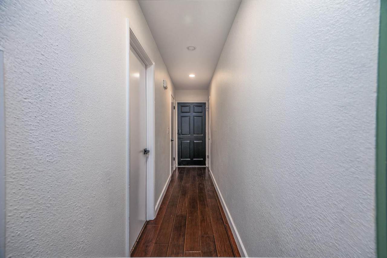 https://bt-photos.global.ssl.fastly.net/sacramento/1280_boomver_2_561071363-2.jpg
