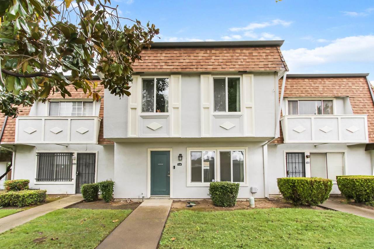7738 La Mancha Way - Photo 1