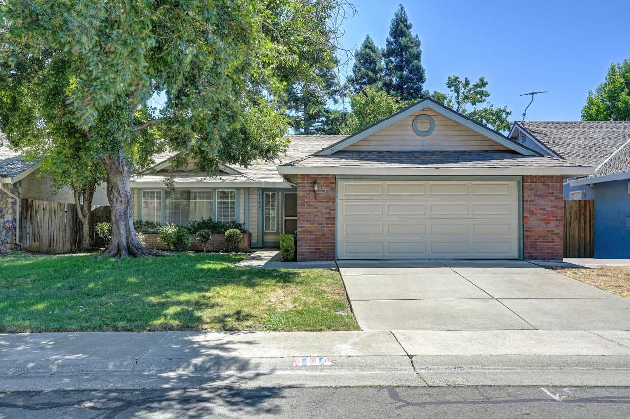 6910 Paseo Del Sol Way - Photo 1