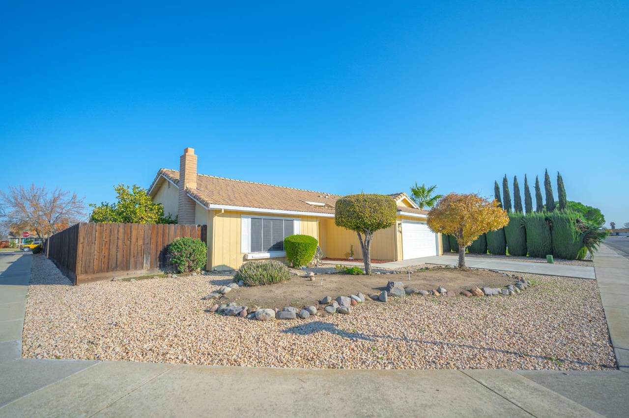 1316 Chukar Street - Photo 1