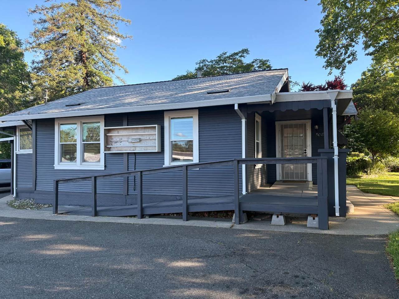 https://bt-photos.global.ssl.fastly.net/sacramento/1280_boomver_1_561074636-2.jpg