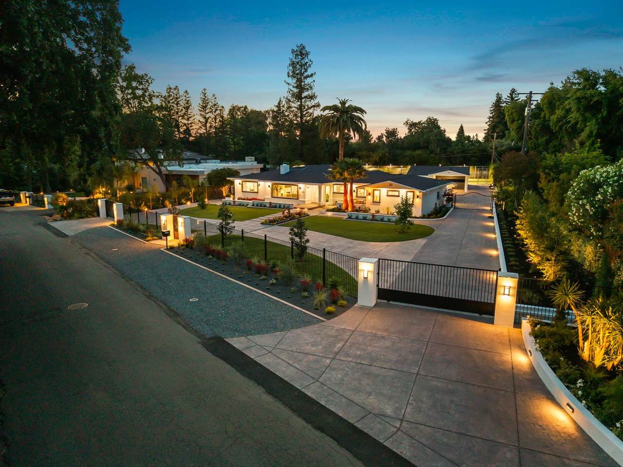 https://bt-photos.global.ssl.fastly.net/sacramento/1280_boomver_1_561078233-2.jpg