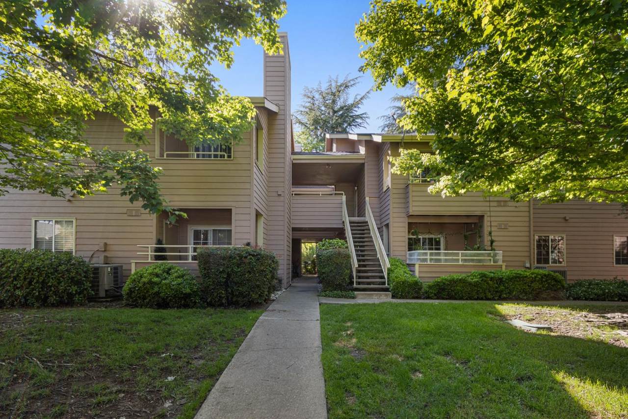 11150 Trinity River Drive - Photo 1