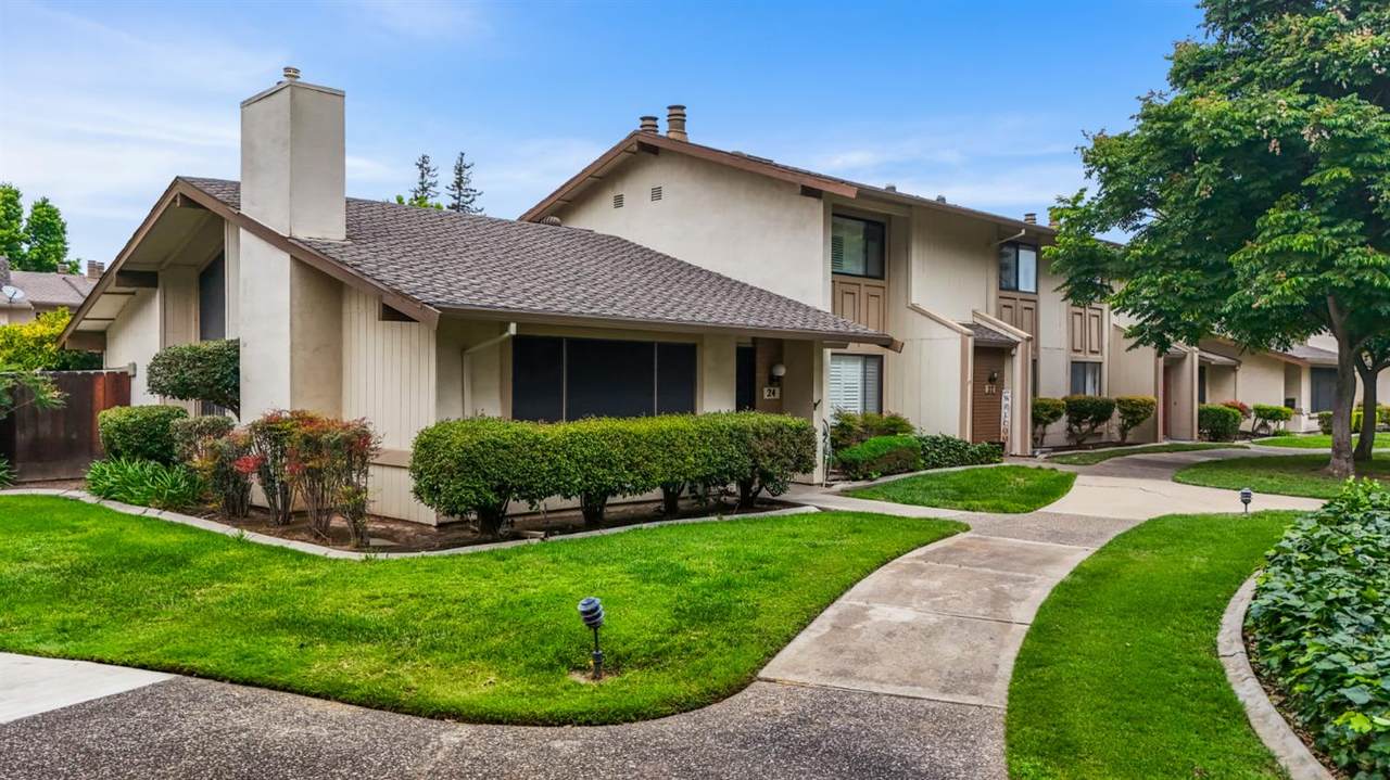 24 Lancaster Drive - Photo 1