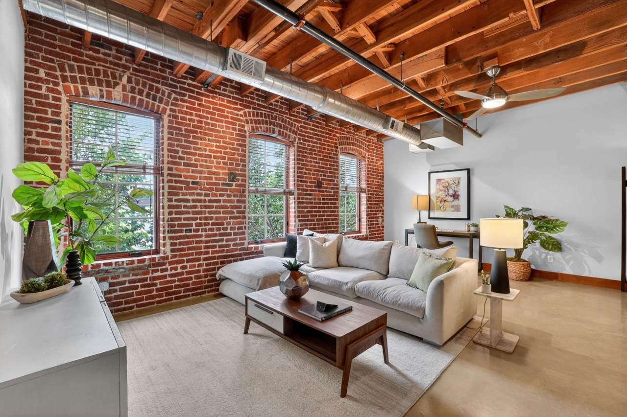 1725 14th Street - Photo 1