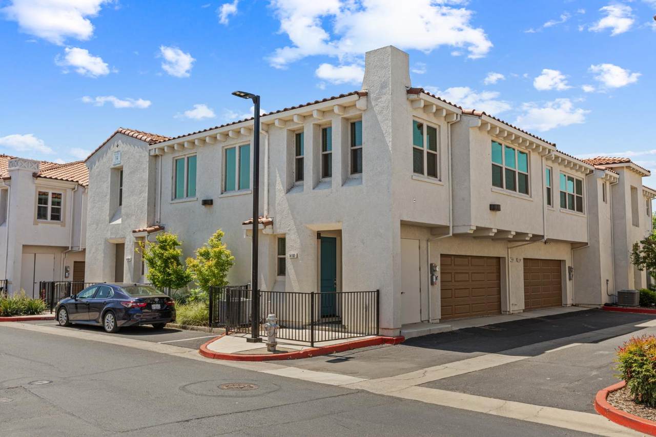 5301 Commerce Way - Photo 1