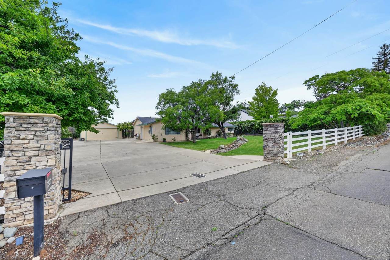 7531 Mountain Avenue - Photo 1