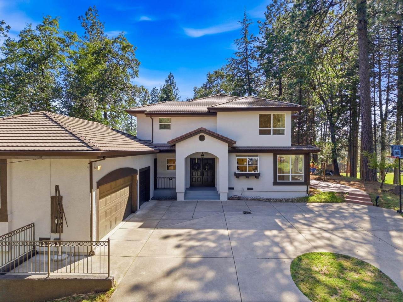 15954 Gary Way - Photo 1