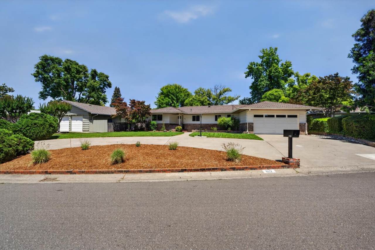 812 Columbia Drive - Photo 1