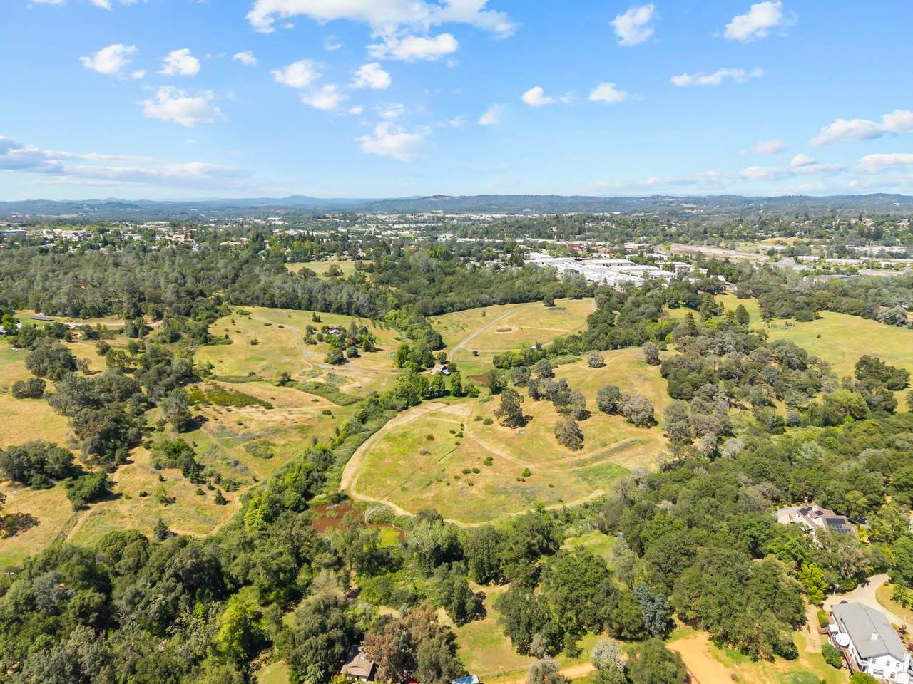 https://bt-photos.global.ssl.fastly.net/sacramento/1280_boomver_1_561095777-2.jpg