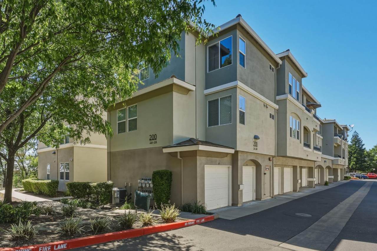 2230 Valley View Parkway - Photo 1