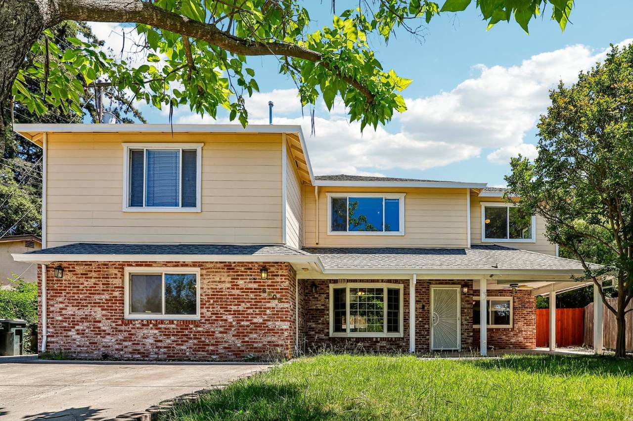 6808 Kermit Lane - Photo 1