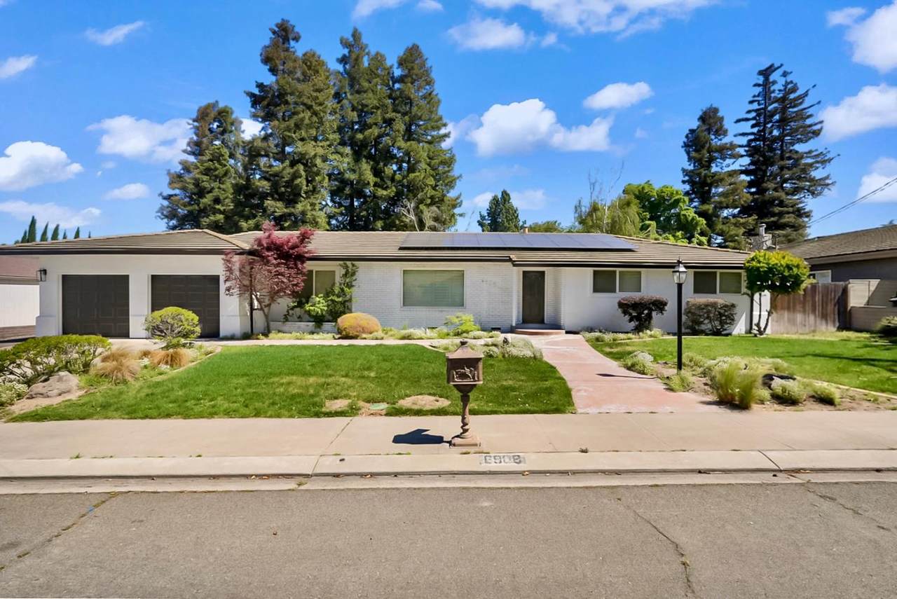 6908 Arrowwood Drive - Photo 1