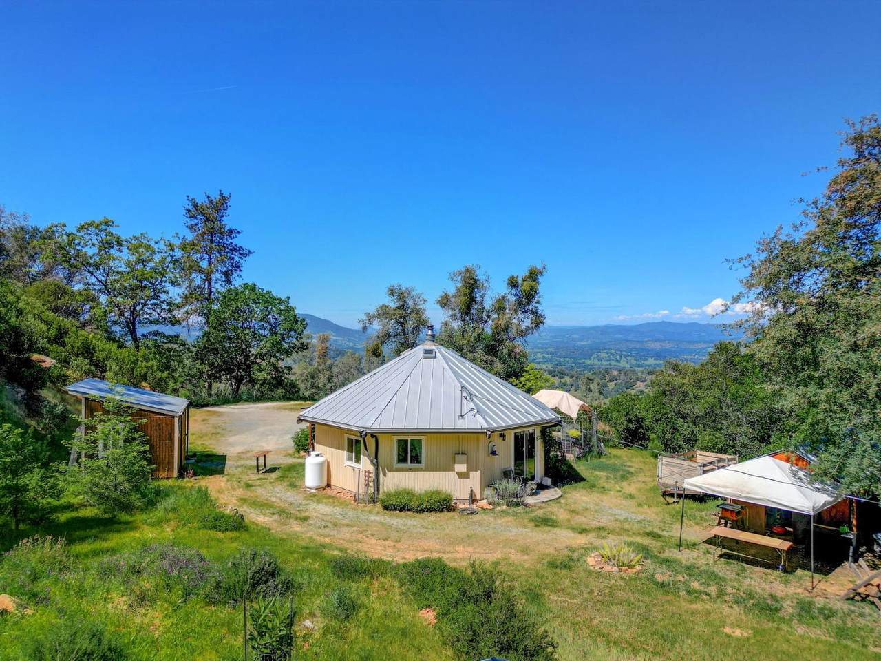1244 Stallion Way - Photo 1