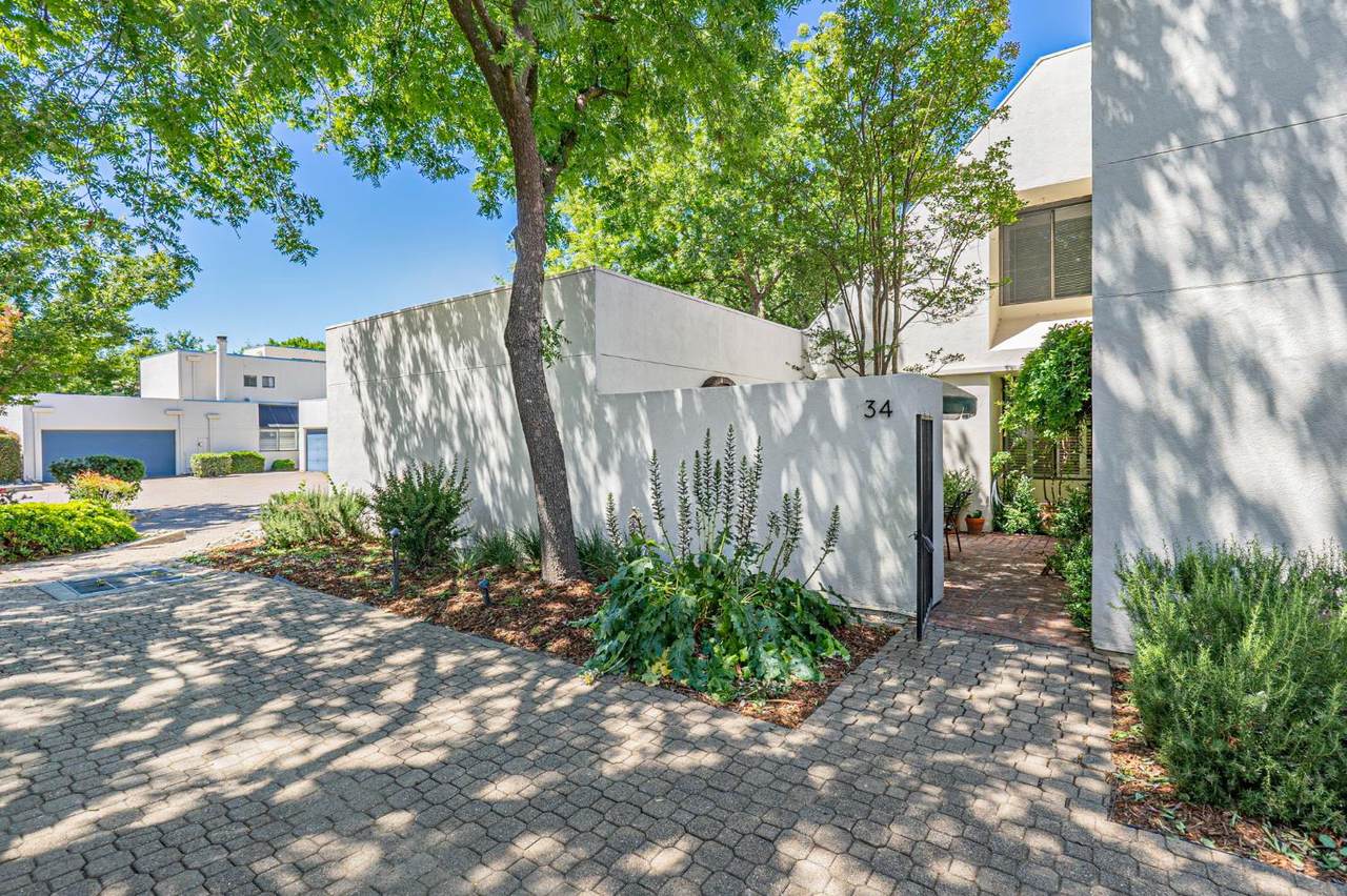 909 Alvarado Avenue - Photo 1