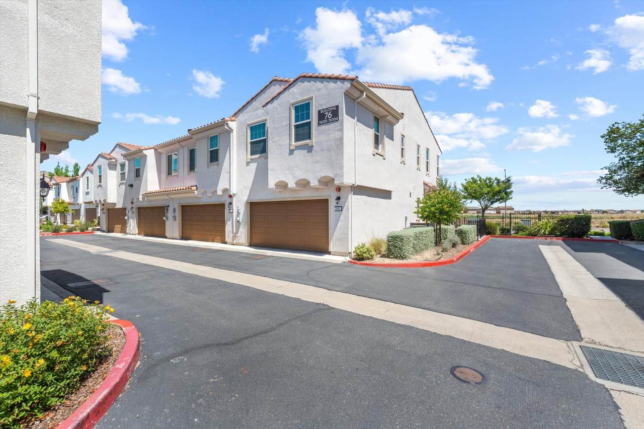 5301 Commerce Way - Photo 1