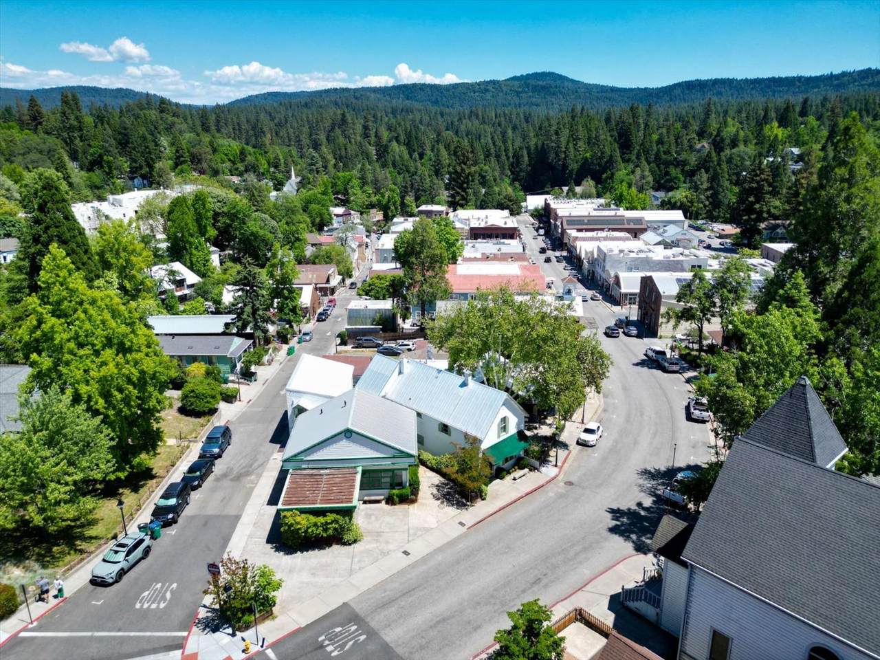 https://bt-photos.global.ssl.fastly.net/sacramento/1280_boomver_1_561098408-2.jpg