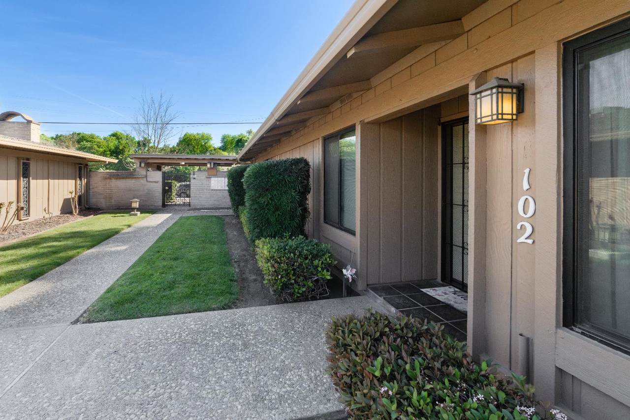 1077 Rivara Road - Photo 1