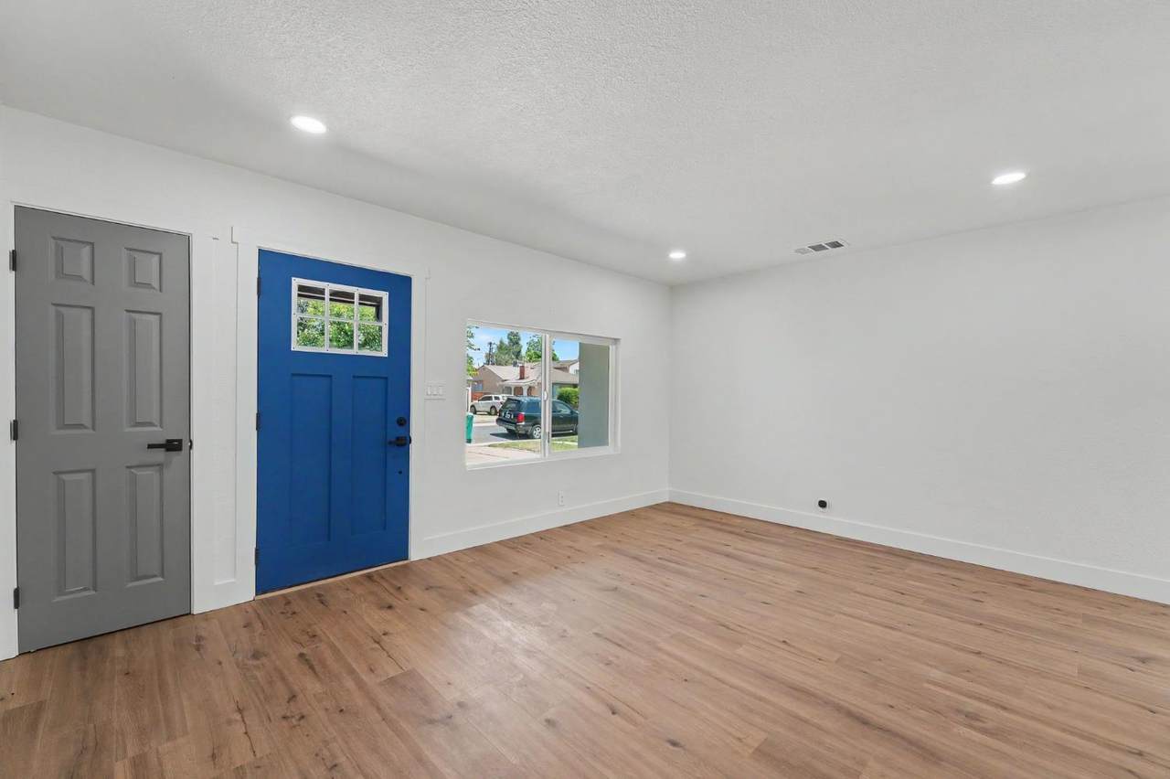 https://bt-photos.global.ssl.fastly.net/sacramento/1280_boomver_1_561100869-2.jpg