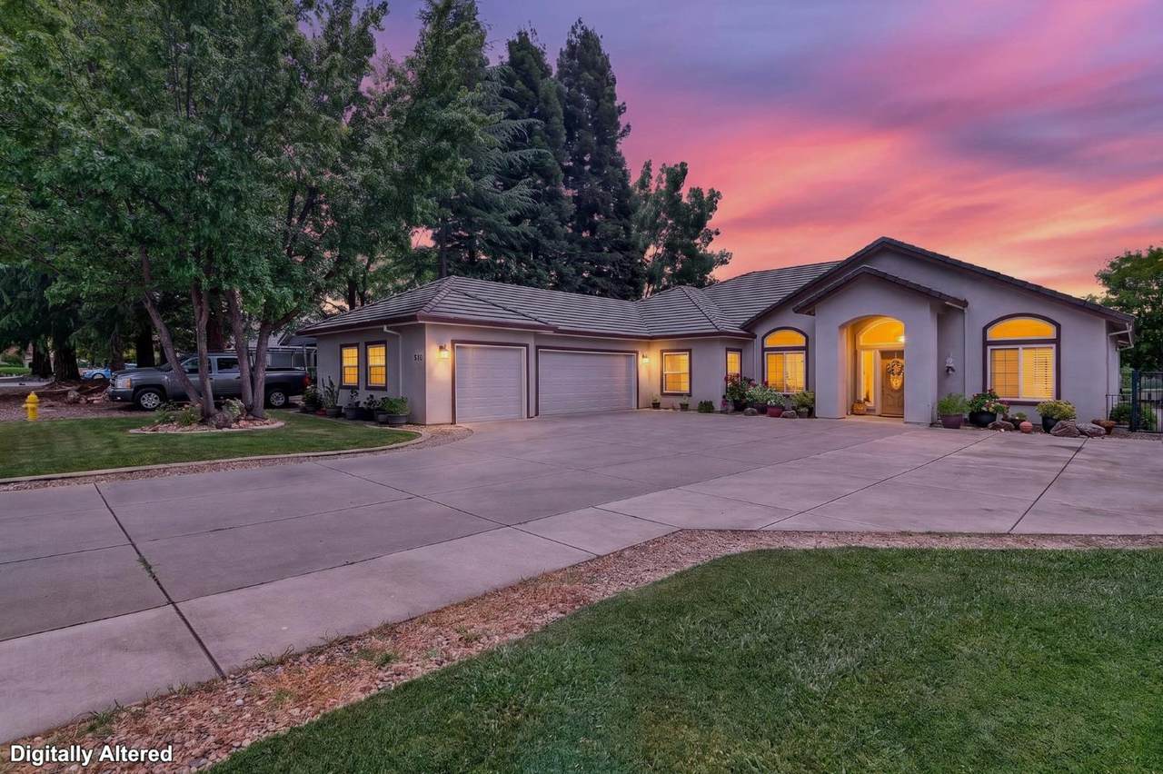 910 Saint Andrews Drive - Photo 1