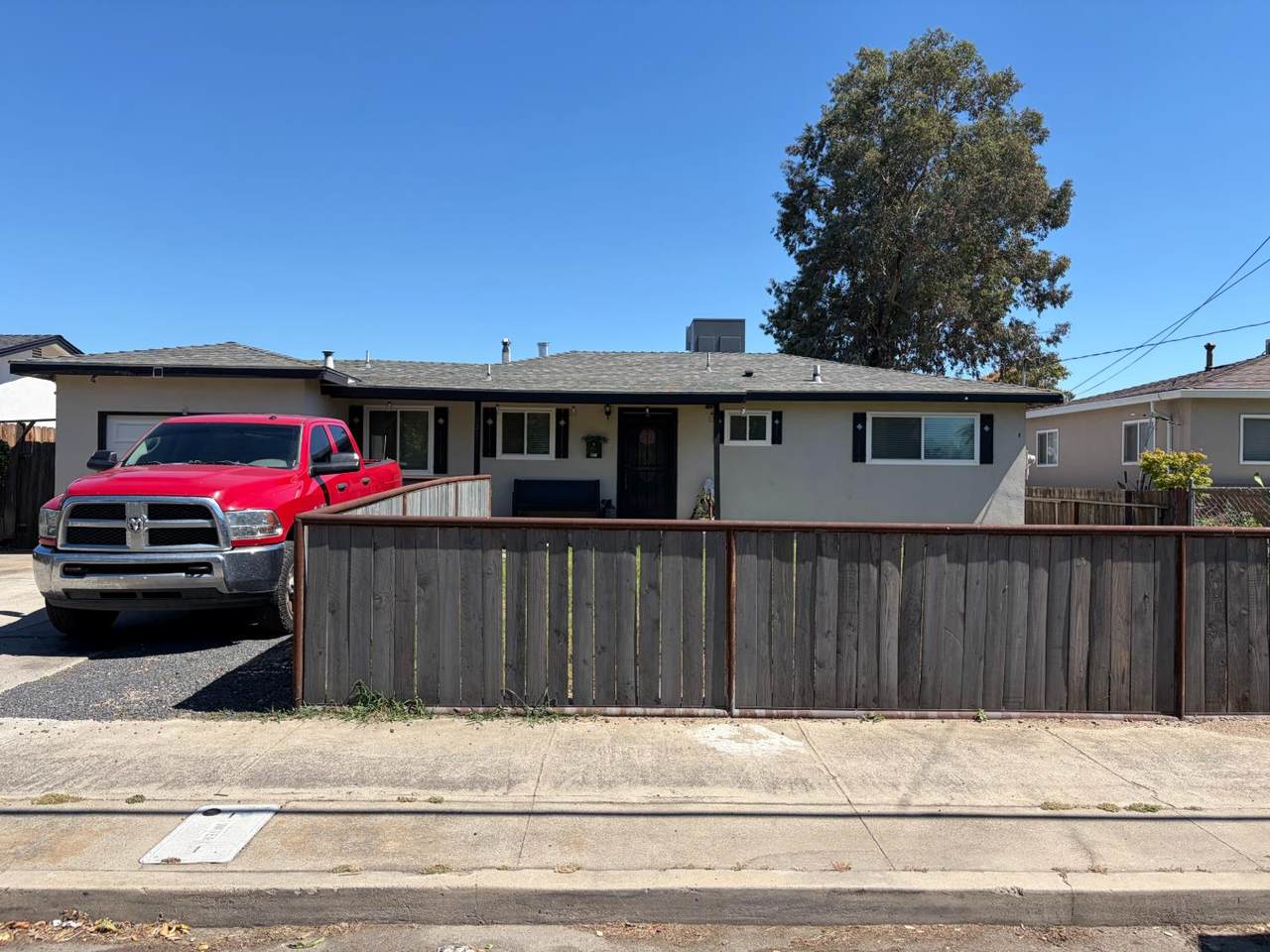 921 E Street - Photo 1