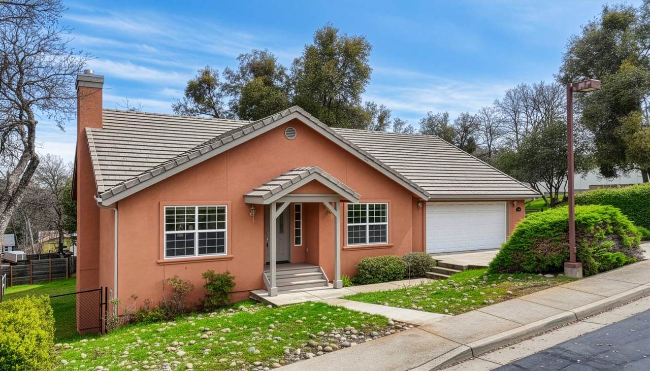 5301 Farfalla Circle - Photo 1