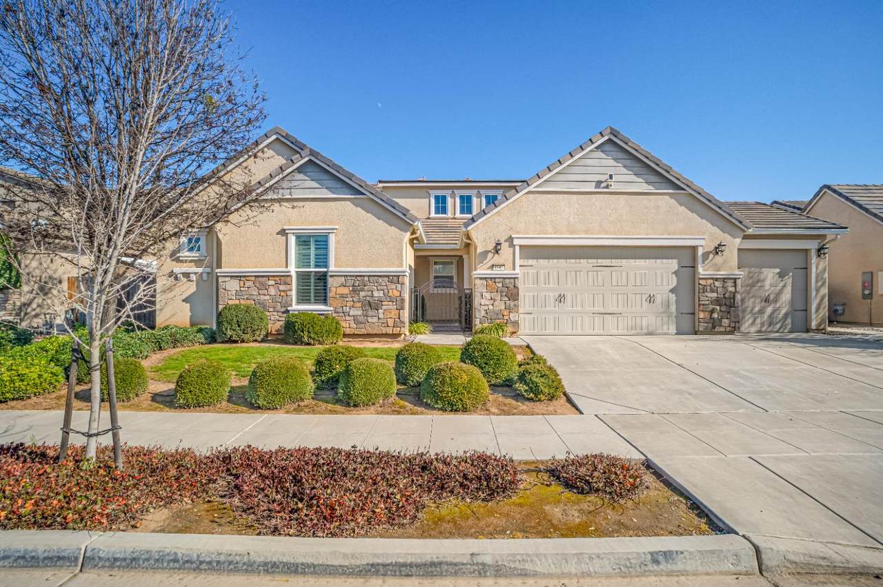 1345 Kaweah Avenue - Photo 1