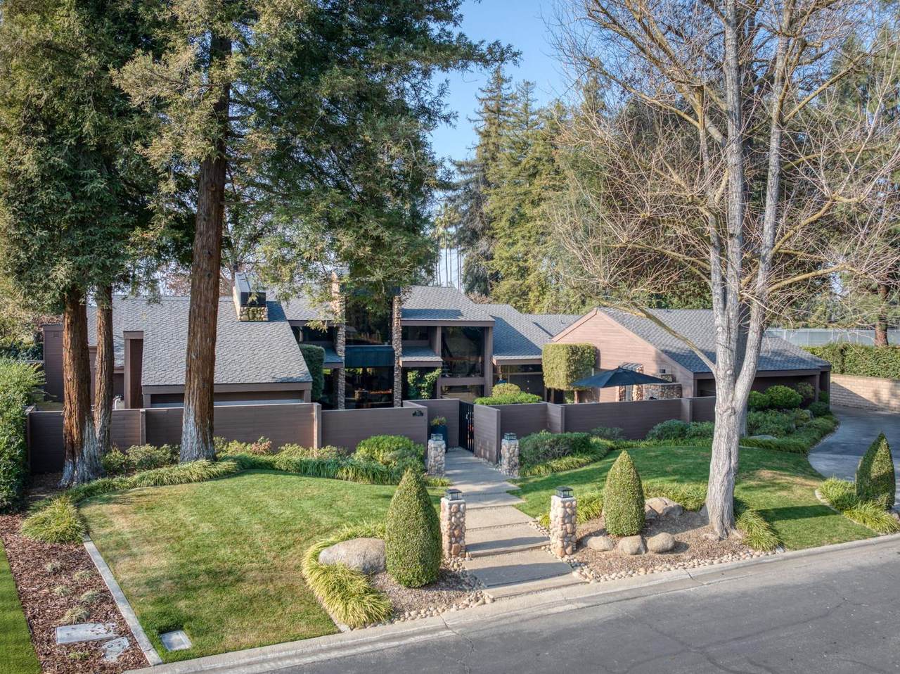 7621 Laguna Vista Avenue - Photo 1