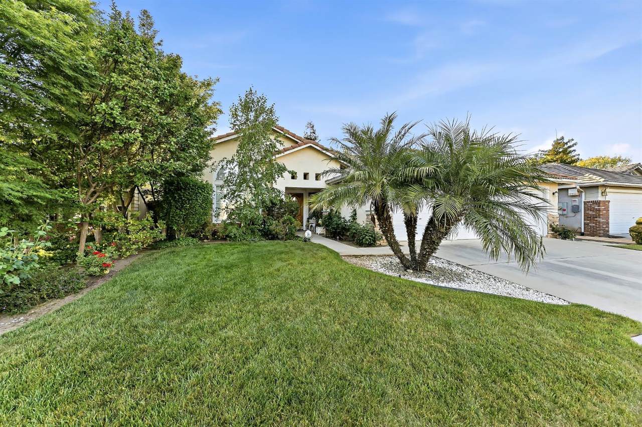 8613 Whitney Avenue - Photo 1