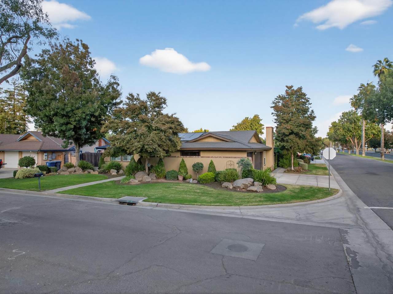 https://bt-photos.global.ssl.fastly.net/sacramento/1280_boomver_1_561169246-2.jpg