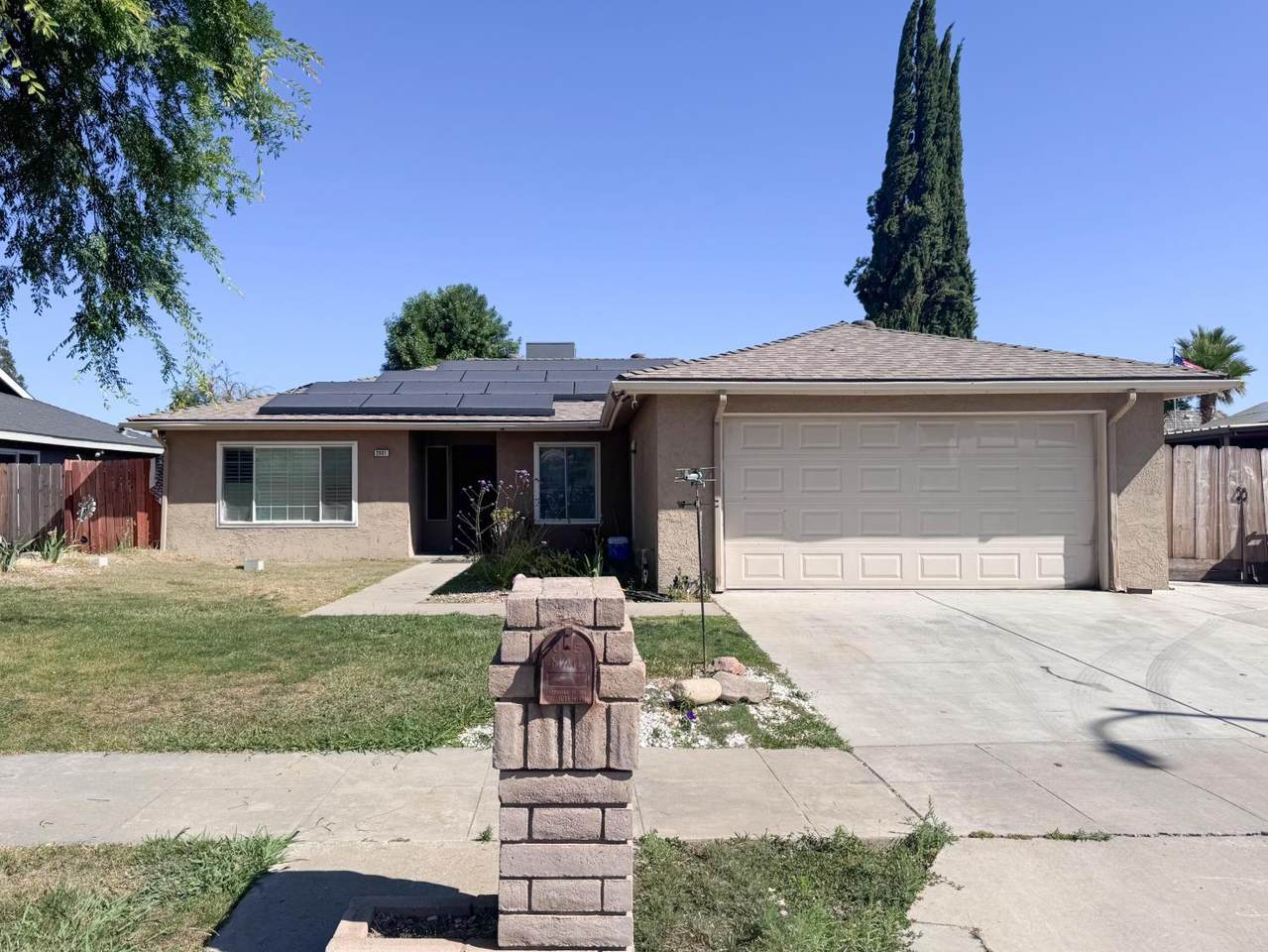 2801 Greenwood Drive - Photo 1