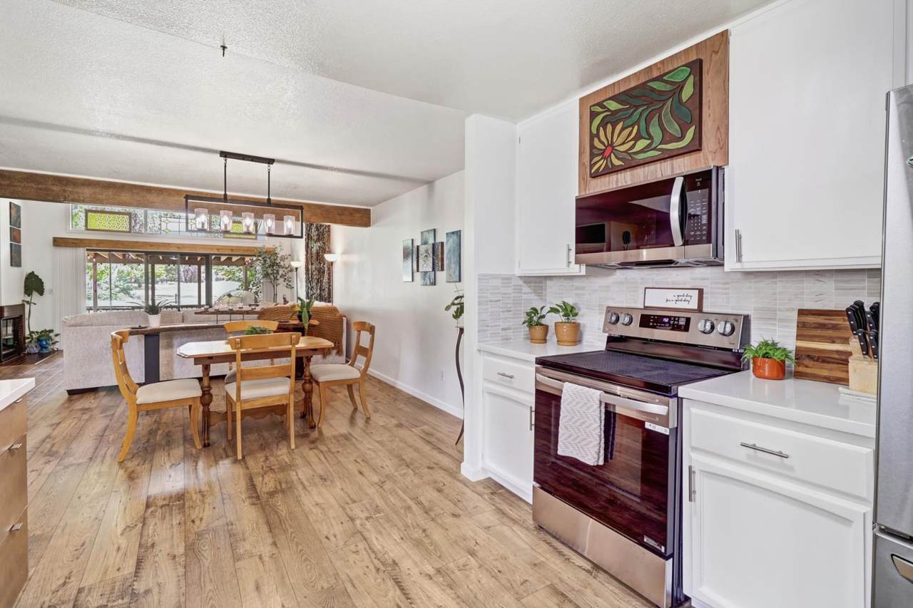 4969 Village Oaks Drive - Photo 1