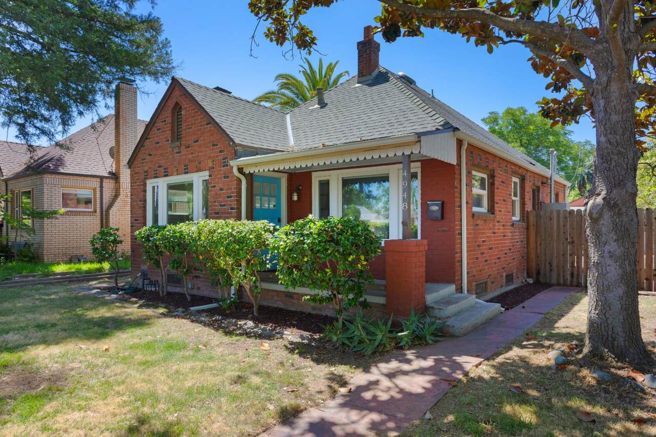 4948 10th Avenue - Photo 1