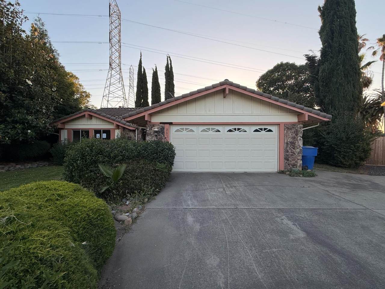 2834 Camarillo Drive - Photo 1