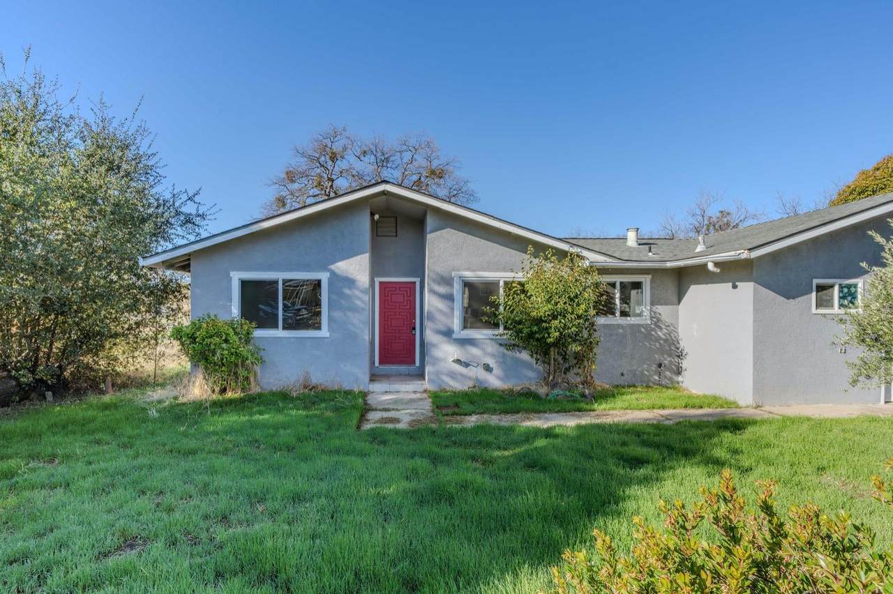 18389 Gerrans Street - Photo 1